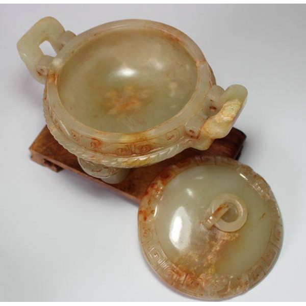 A pair of Hetian tripod